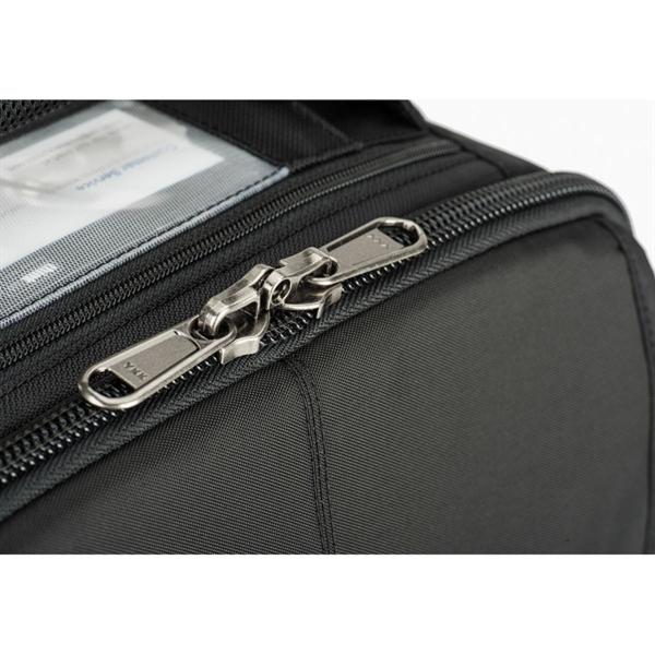 thinkTank Airport Advantage